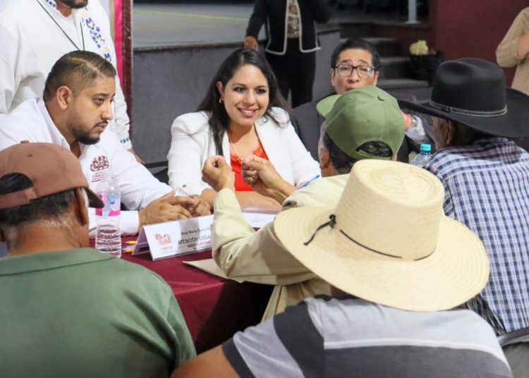 Encabeza Tonantzin Fernández el 11º Miércoles del Pueblo