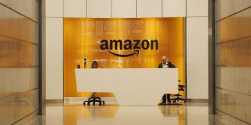 Amazon pagará 2 mil 500 mdd por caso de suscripción Prime en EE.UU.