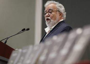 Sheinbaum designa a Encinas como representante de México ante la OEA