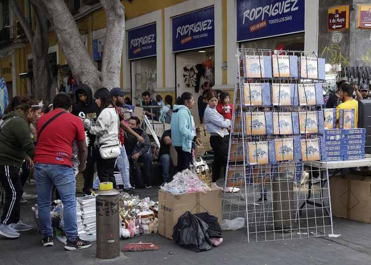 Instalarán cámaras de seguridad en zonas donde hay ambulantes