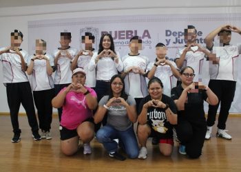 Deporte y Juventud entrega uniformes a los primeros atletas de Paralimpiada Nacional 2025