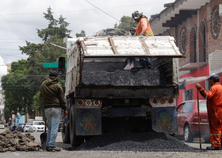 Anuncian zonas de bacheo para este viernes