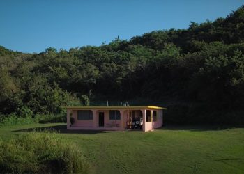 Disparan contra casa donde se filmó un cortometraje de Bad Bunny