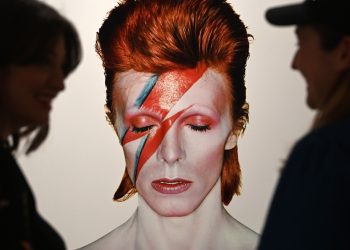 «Musical del siglo XVIII», proyecto póstumo a David Bowie
