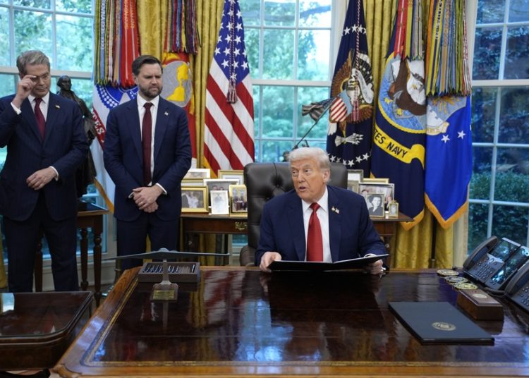 Casa Blanca urge a Israel y a Hamás a cerrar acuerdo de alto al fuego en Gaza