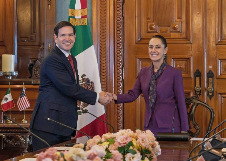 Sheinbaum recibe a Marco Rubio en Palacio Nacional