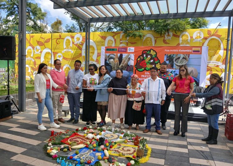 Es tiempo de resistencia indígena pero ahora a través del conocimiento y defensa de su herencia gastronómica.