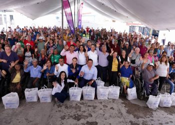 Lupita Cuautle avanza con la cuarta entrega de apoyos alimentarios