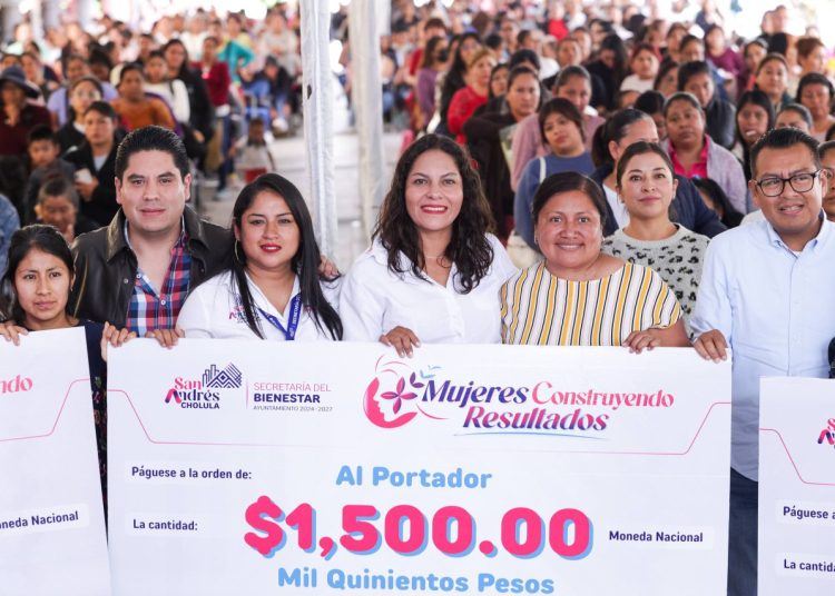 Con apoyos económicos, Cuautle promueve el desarrollo de mujeres sanandreseñas