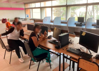 Matemático UNAM recicla compus y las dona a estudiantes
