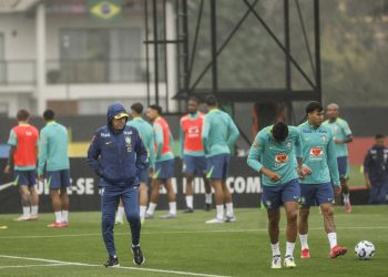 Ancelotti comienza a entrenar a la selección brasileña