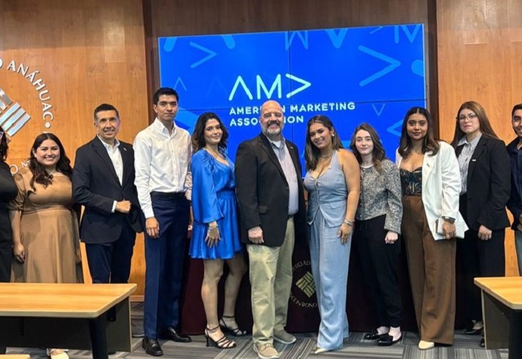 Estudiantes de Anáhuac Puebla toman protesta en American Marketing Association