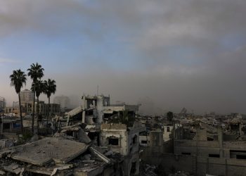 Israel mata a 68 palestinos el sábado y hiere a cerca de 350 en intensos bombardeos