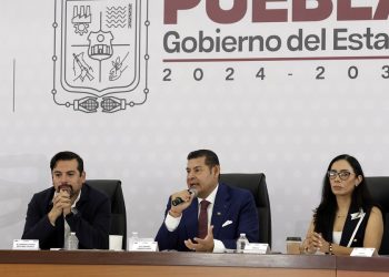 Armenta ofrece mantener investigaciones por despojo de propiedades