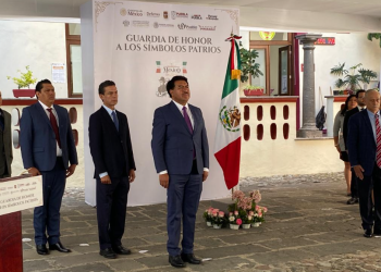 La Secretaría de Bienestar realizó Honores a los Símbolos Patrios