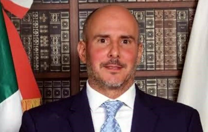 Bernardo Gómez: regidor del agua sucia