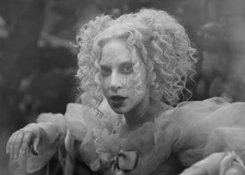Lady Gaga estrena video de ‘The Dead Dance’, filmado en la Isla de las Muñecas
