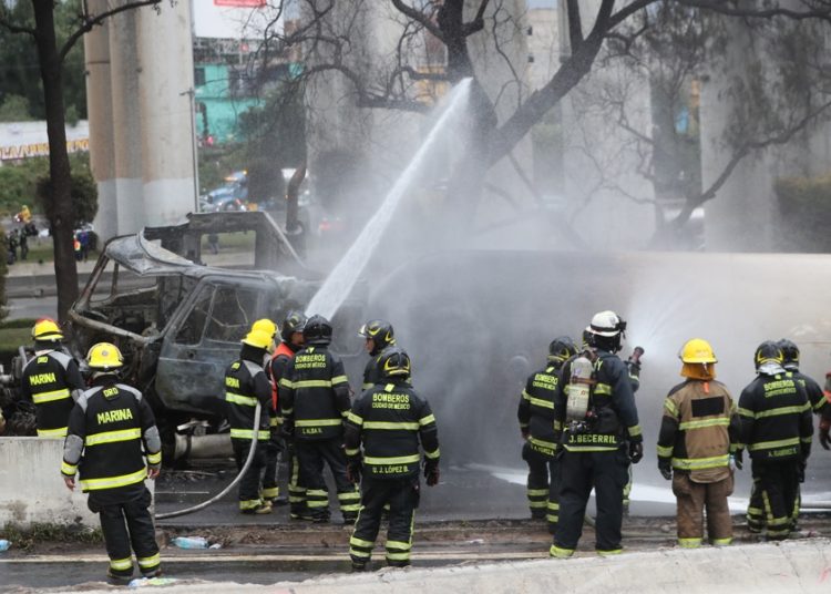 Suben a 6 los fallecidos por explosión de pipa de gas en CDMX