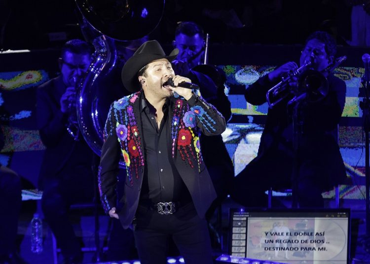 Permitirán venta y consumo de alcohol en concierto de Julión Álvarez