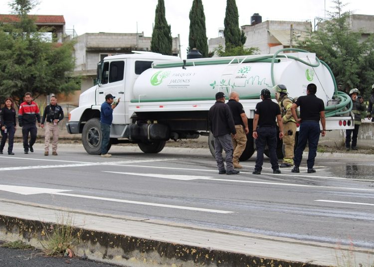 Morena presenta iniciativa para regular circulación de vehículos que transportan sustancias peligrosas