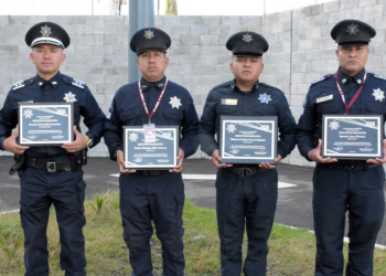 Ayuntamiento reconoce a 4 policías por sus acciones destacadas