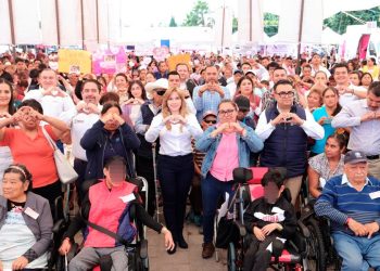 Sedif entrega apoyos por 9.6 millones de pesos en microrregión de Acatzingo