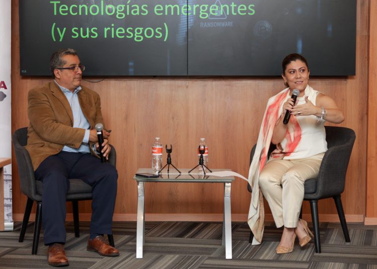 Cierra Semana de la Transparencia con ponencia sobre protección de datos y ciberseguridad