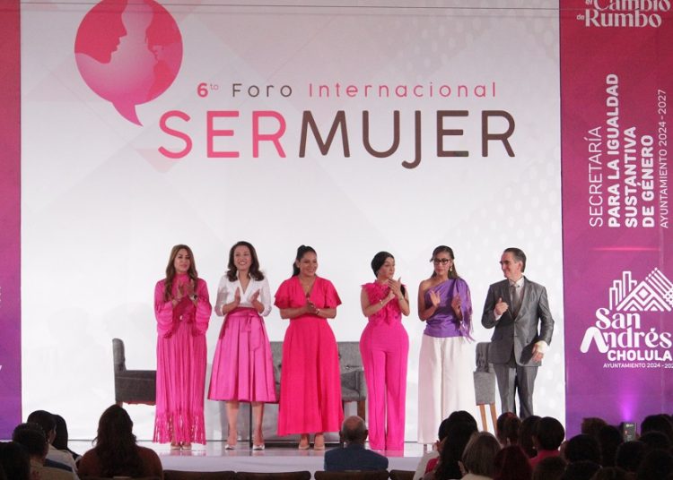 Inauguran Sexto Foro Internacional Ser Mujer en San Andrés Cholula