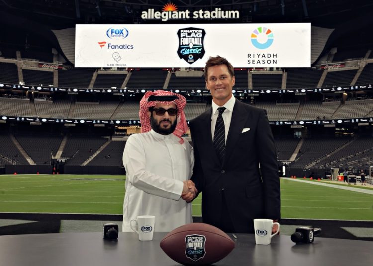 Tom Brady jugará futbol bandera en Arabia Saudí