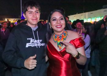 «¡Viva México!», exclamó Tonantzin  ante una plaza completamente llena