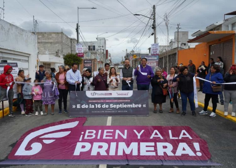Entrega Gobierno de la ciudad calles en Guadalupe Hidalgo Segunda Sección