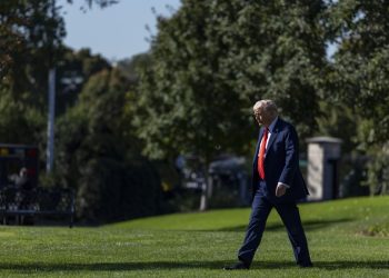 Trump descarta reunión con Xi y amenaza a China con aranceles masivos