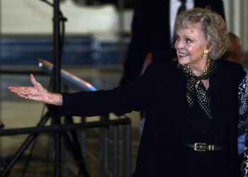 Muere a los 100 años June Lockhart, actriz de ‘Lassie’ 