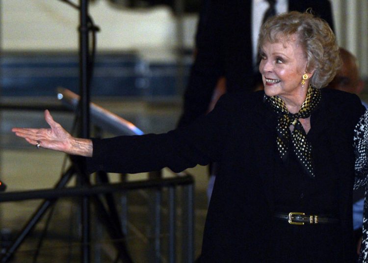 Muere a los 100 años June Lockhart, actriz de ‘Lassie’