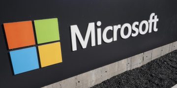 Microsoft lanza plan que integra IA, productividad y almacenamiento