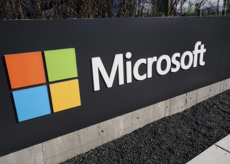 Microsoft lanza plan que integra IA, productividad y almacenamiento