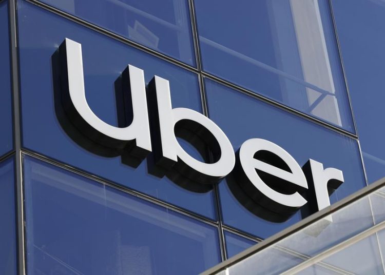 Gobierno mexicano: Uber no puede operar en aeropuertos