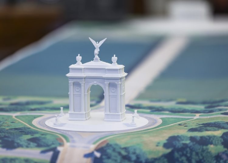 Trump planea un arco de triunfo en Washington por 250 años de independencia