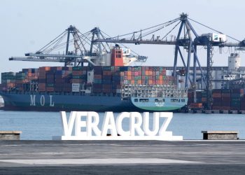 México registra déficit comercial en septiembre