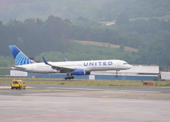 United Airlines abrirá ruta directa de Nueva Jersey a Santiago de Compostela