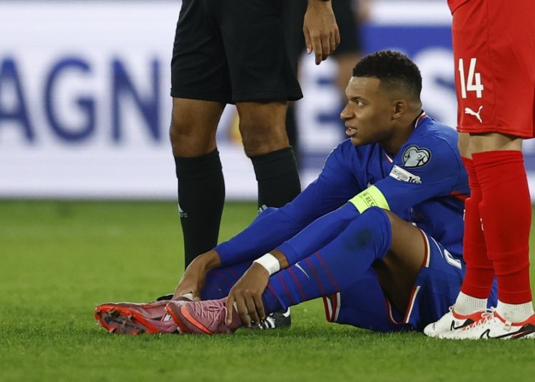 Mbappé, baja de la selección francesa por problemas en su tobillo