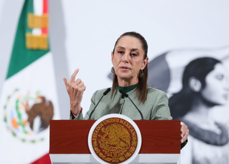 México busca diálogo con agricultores por bloqueos del maíz