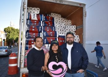 Arcángeles de Puebla entregan ayuda para damnificados de la Sierra Norte