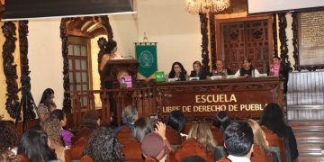 Exitosa primera Cátedra ‘Hermila Galindo’ en la ELDP