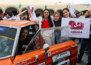 Tonantzin Fernández marca un hecho histórico con el regreso de La Carrera Panamericana a Cholula