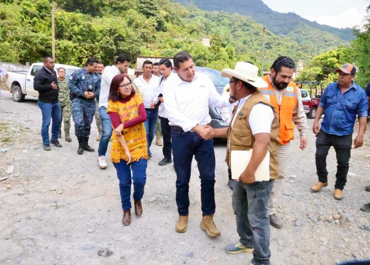 Rehabilitarán gobierno federal y estatal puente que comunica a Zihuateutla y Jopala