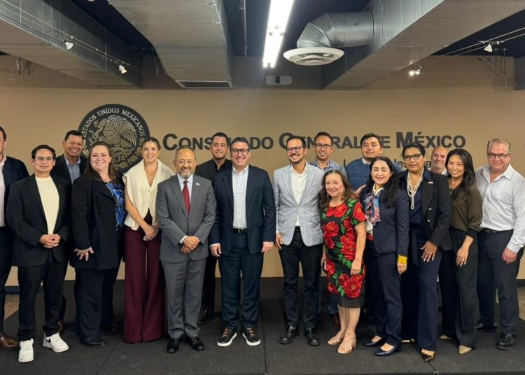 Secretaría de Desarrollo Turístico de Puebla se reúne con agencias de viajes en Los Ángeles