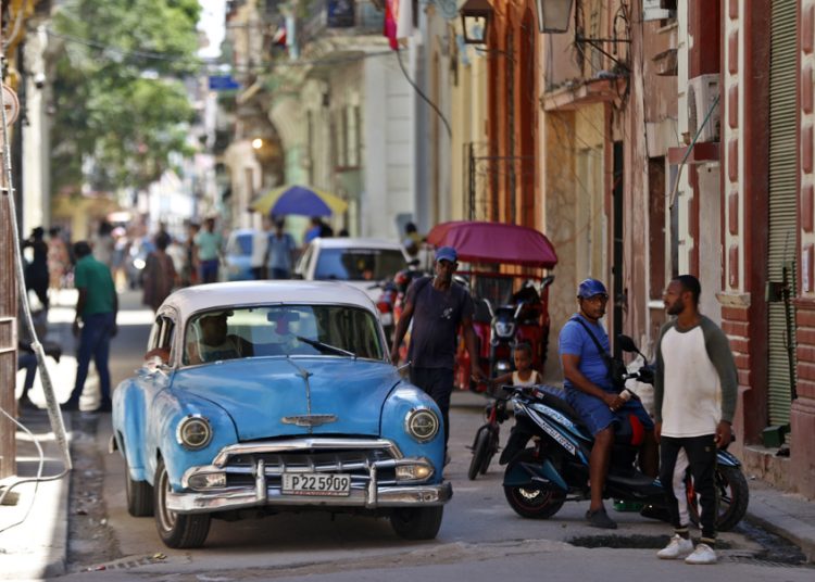 Cuba y el internet: la desinformación a sus anchas