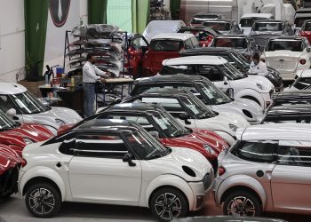 Industria automotriz de Puebla, a la baja en producción y exportación