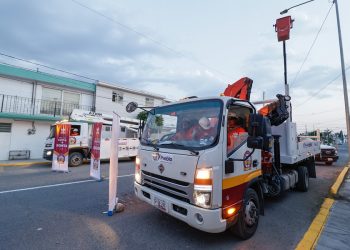 Ayuntamiento de Puebla cerrará el año con 20 mil luminarias modernizadas